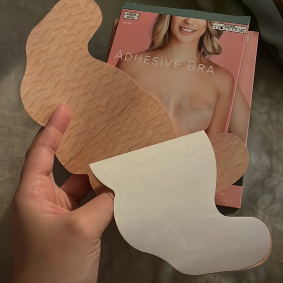 Backless Bras - Picture 5 of 5